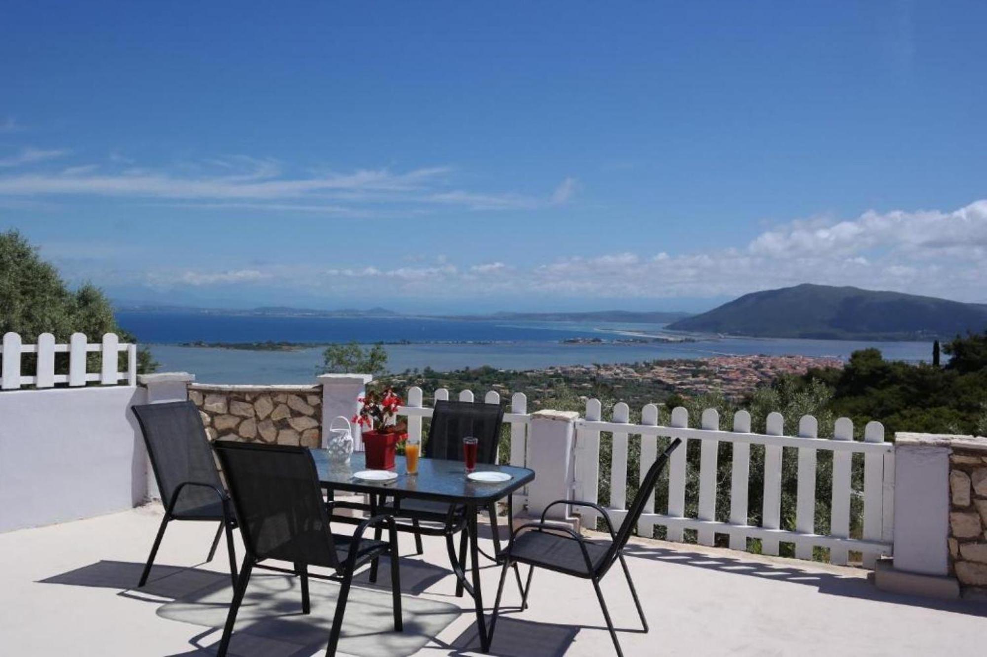 Frínion Eris Villa - Amazing View In Lefkada מראה חיצוני תמונה