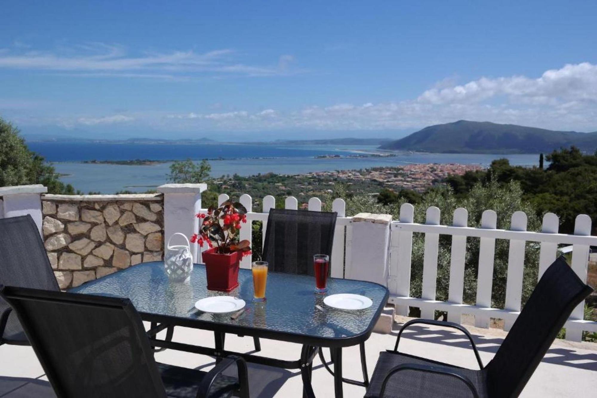 Frínion Eris Villa - Amazing View In Lefkada מראה חיצוני תמונה